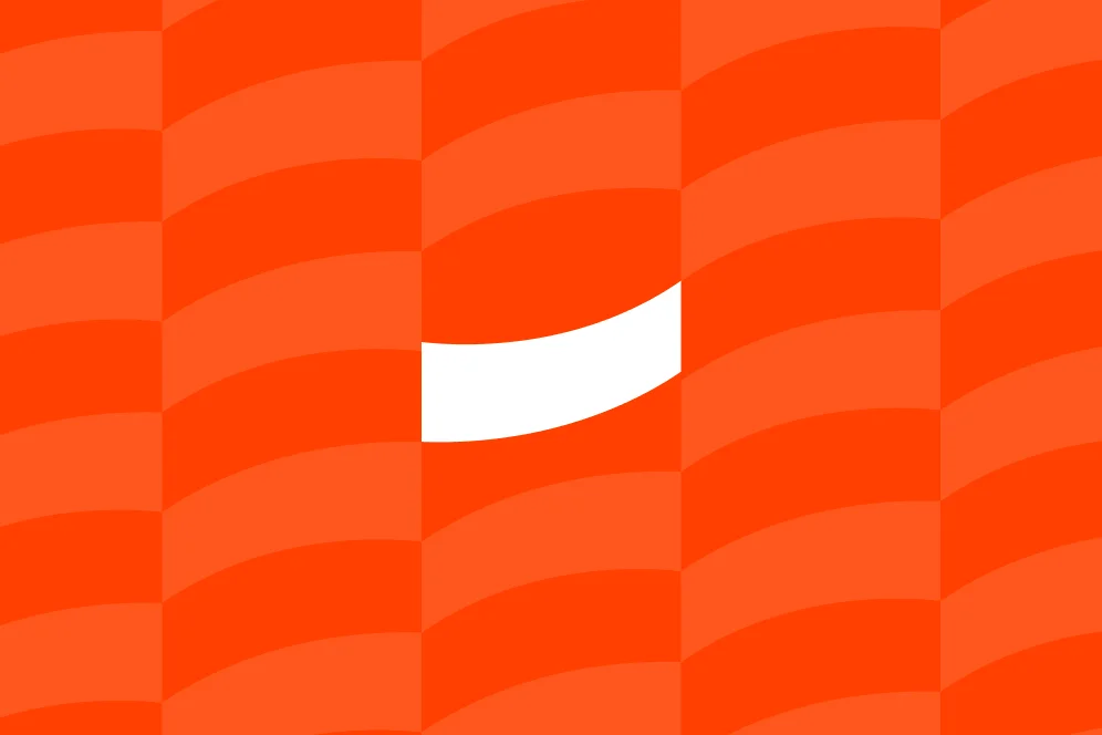 A side-by-side comparison of a basic link list versus a high-conversion creator landing page focused on sales and leads.